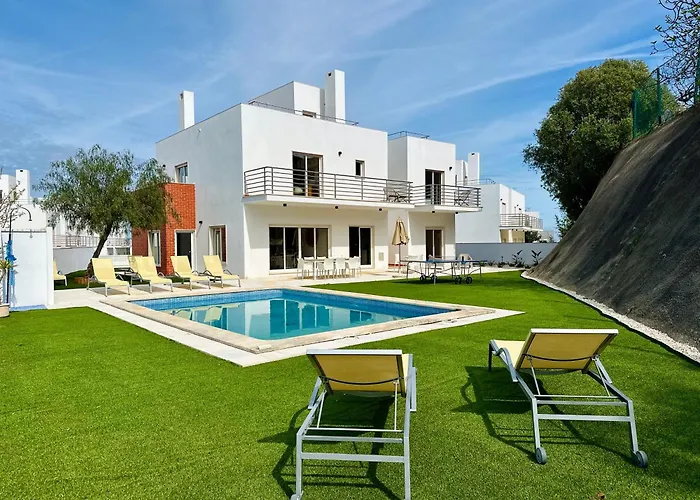 Vila Nalia