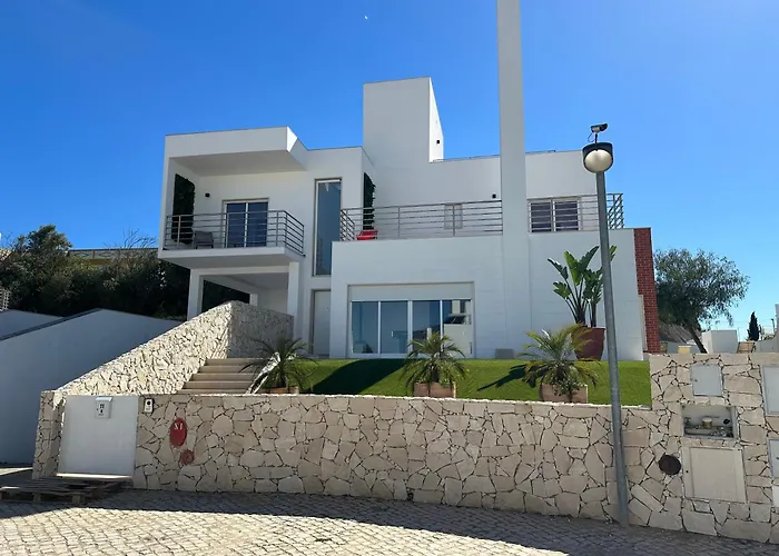Vila Nalia